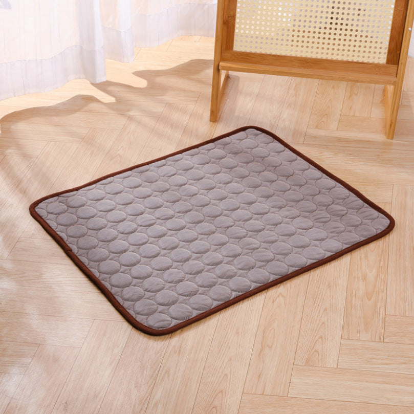 The Breeze Cooling Mat - Grand Edition
